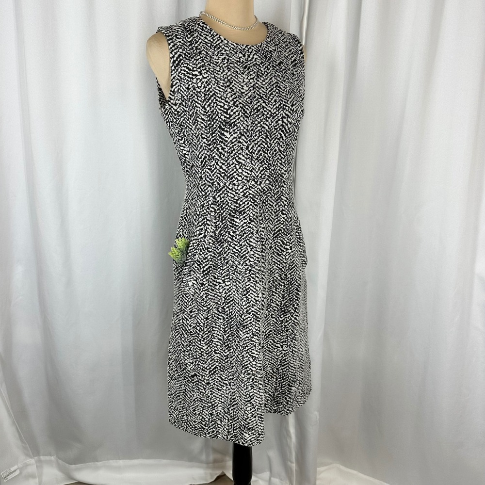 Lands' End Size 6 Black White Textured Sheath Dress Sleeveless Career READ